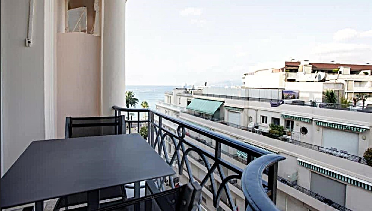 La Croisette élégant avec balcon et vue mer aperçu