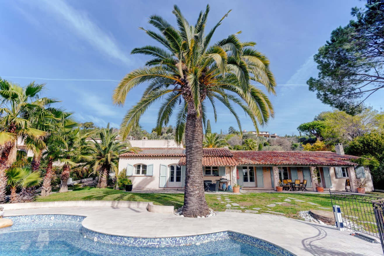 Le Key West maison de charme, jardin et piscine