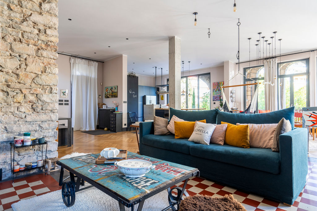 Villa Campestra avec piscine, terrasses et jardin