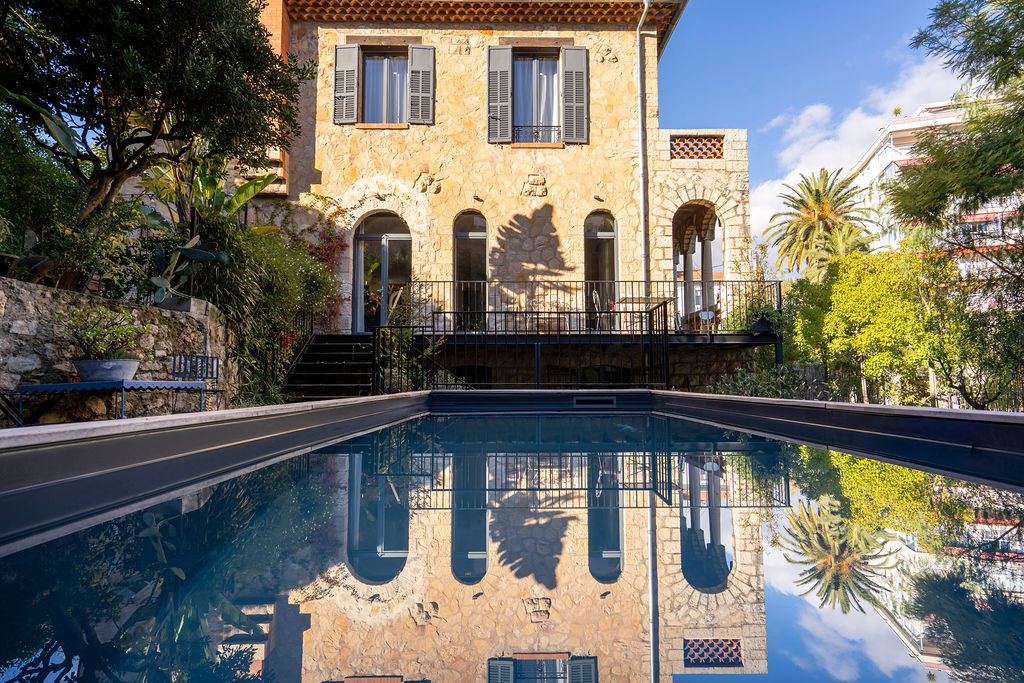 Villa Campestra avec piscine, terrasses et jardin
