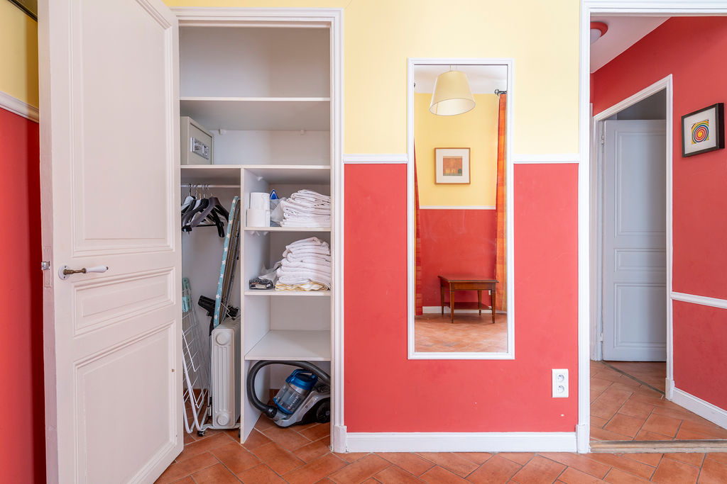 Le 10 Jean Daumas avec 1 Chambre et Balcon