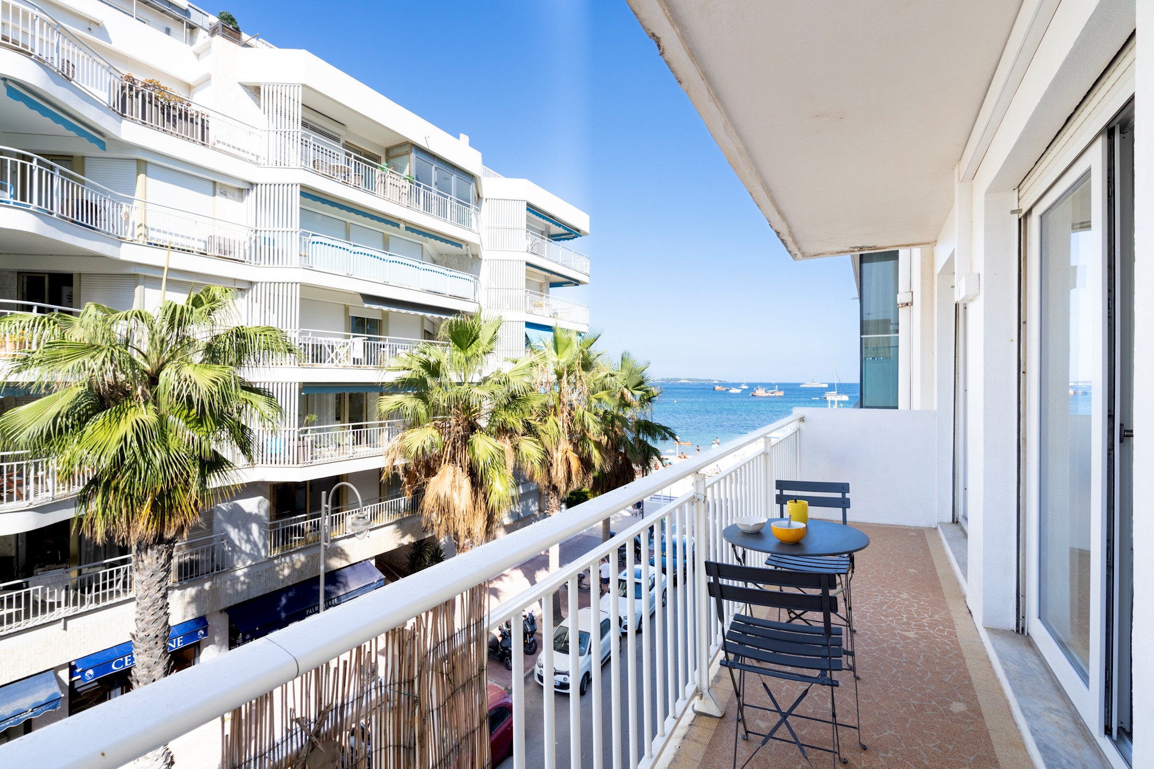 Le Palm Beach aperçu mer avec balcon proche plages