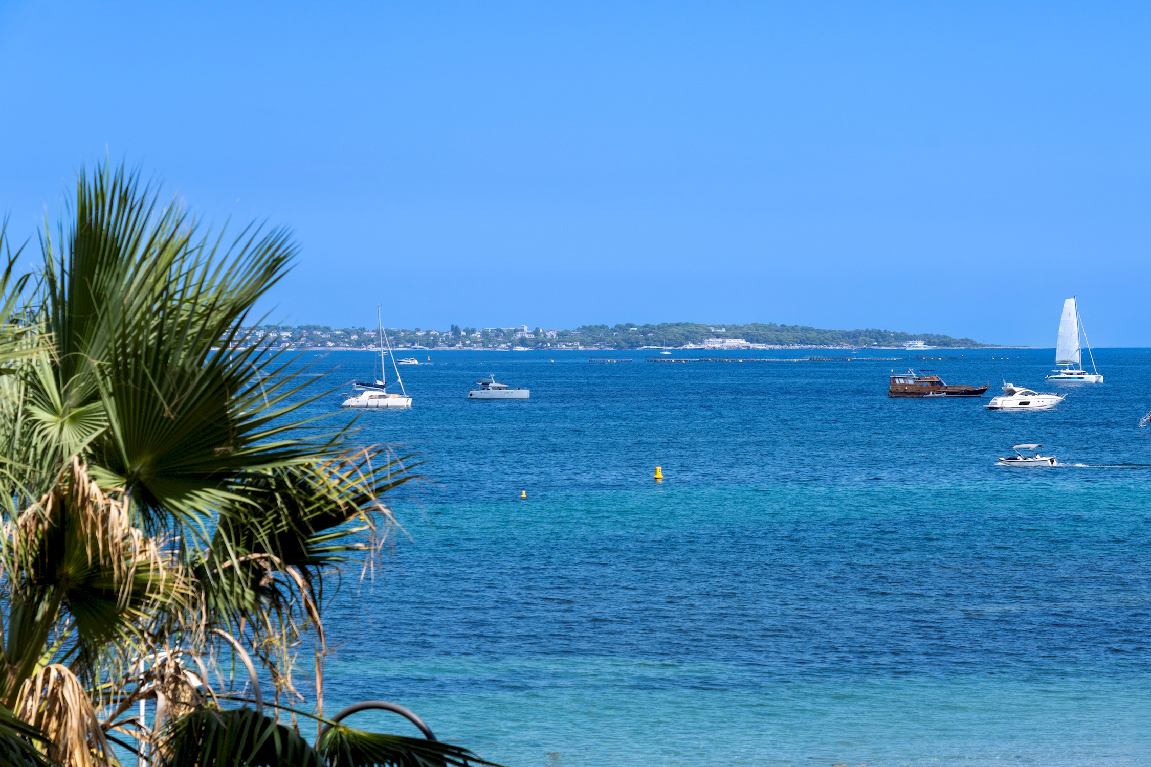 Le Palm Beach aperçu mer avec balcon proche plages