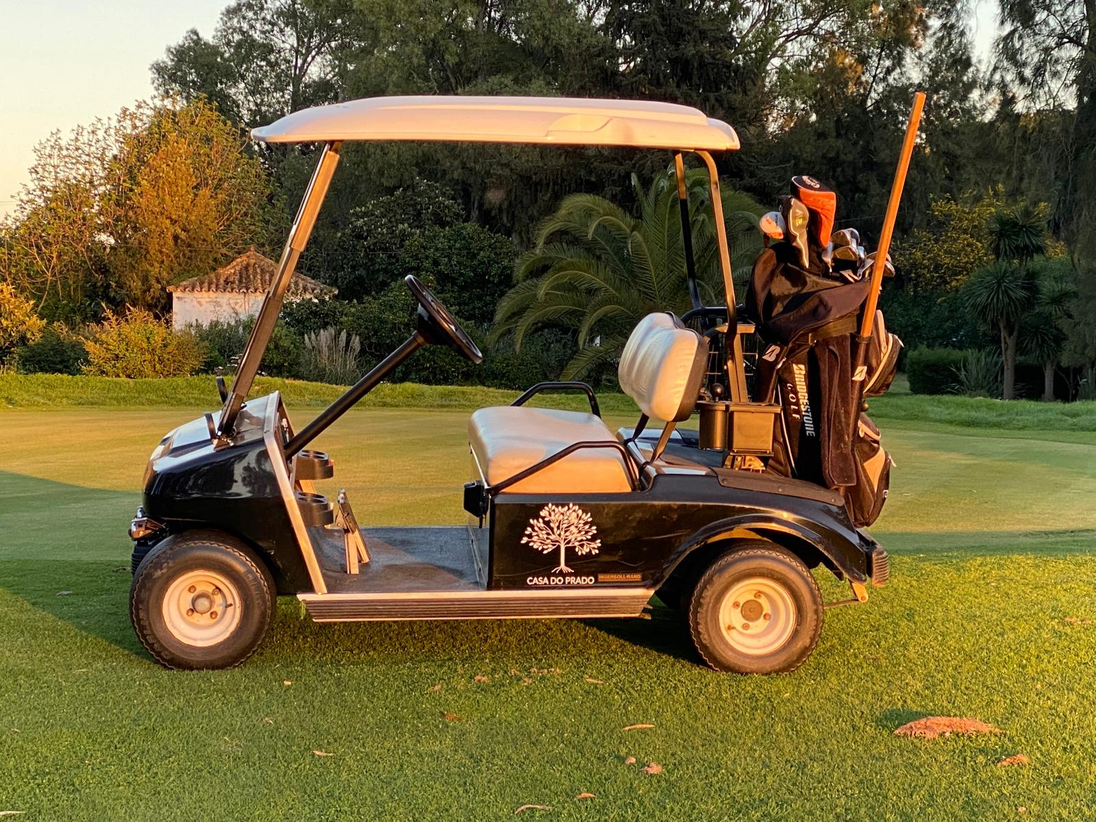 Casa da Floresta:  Eco-Design Villa,  Panoramic Views & Jacuzzi in Nature