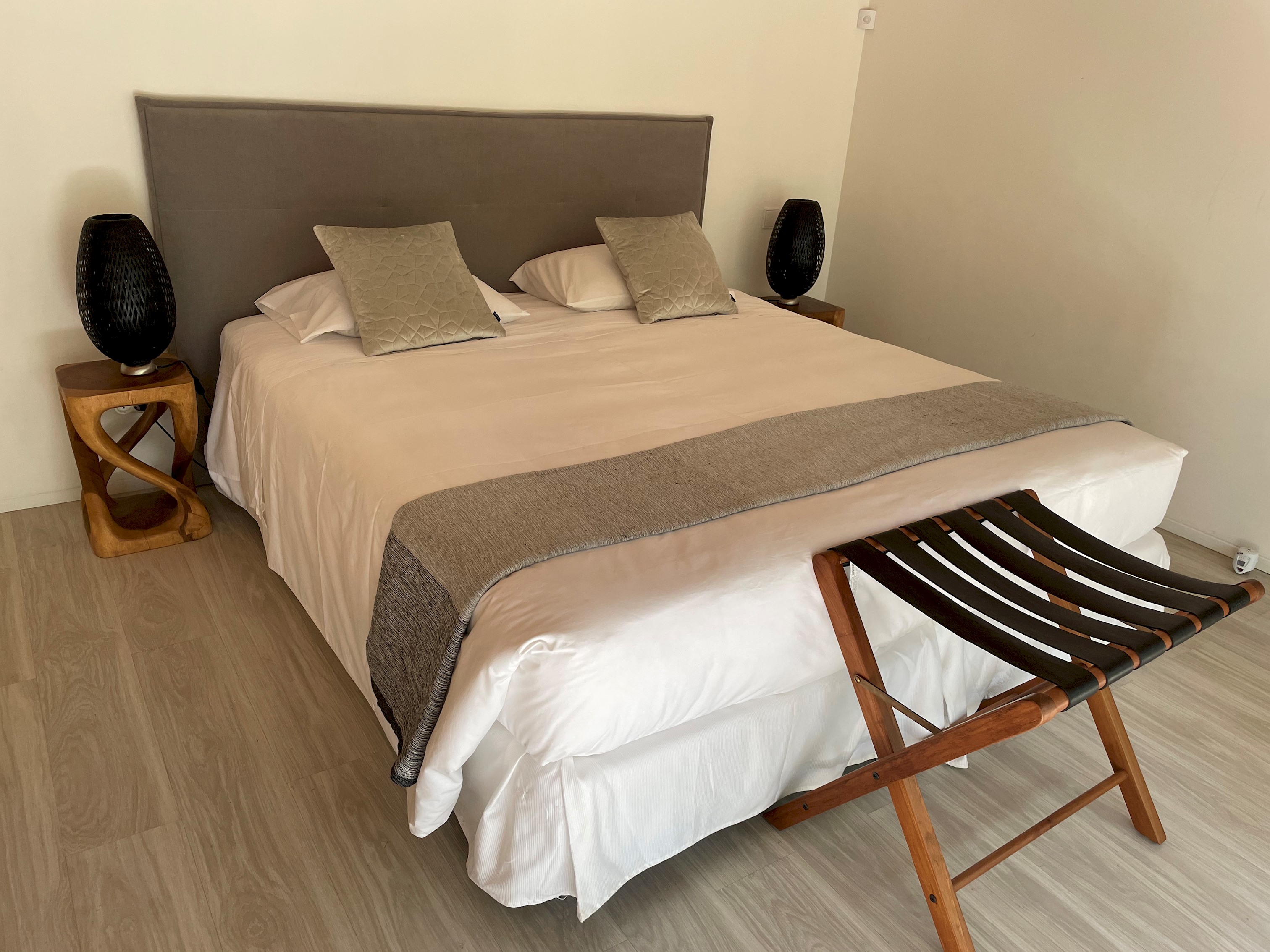 Casa da Floresta:  Eco-Design Villa,  Panoramic Views & Jacuzzi in Nature