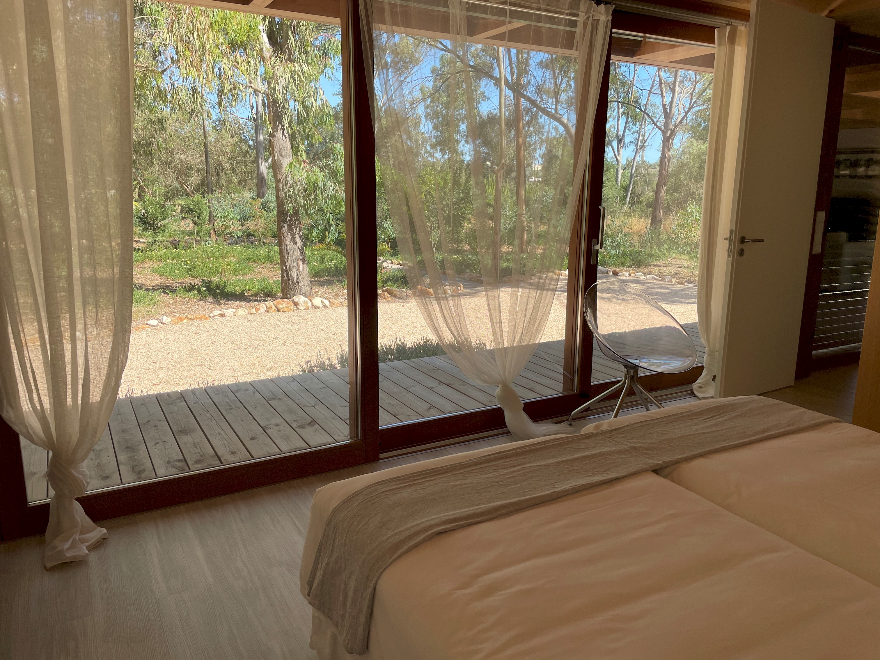 Casa da Floresta:  Eco-Design Villa,  Panoramic Views & Jacuzzi in Nature