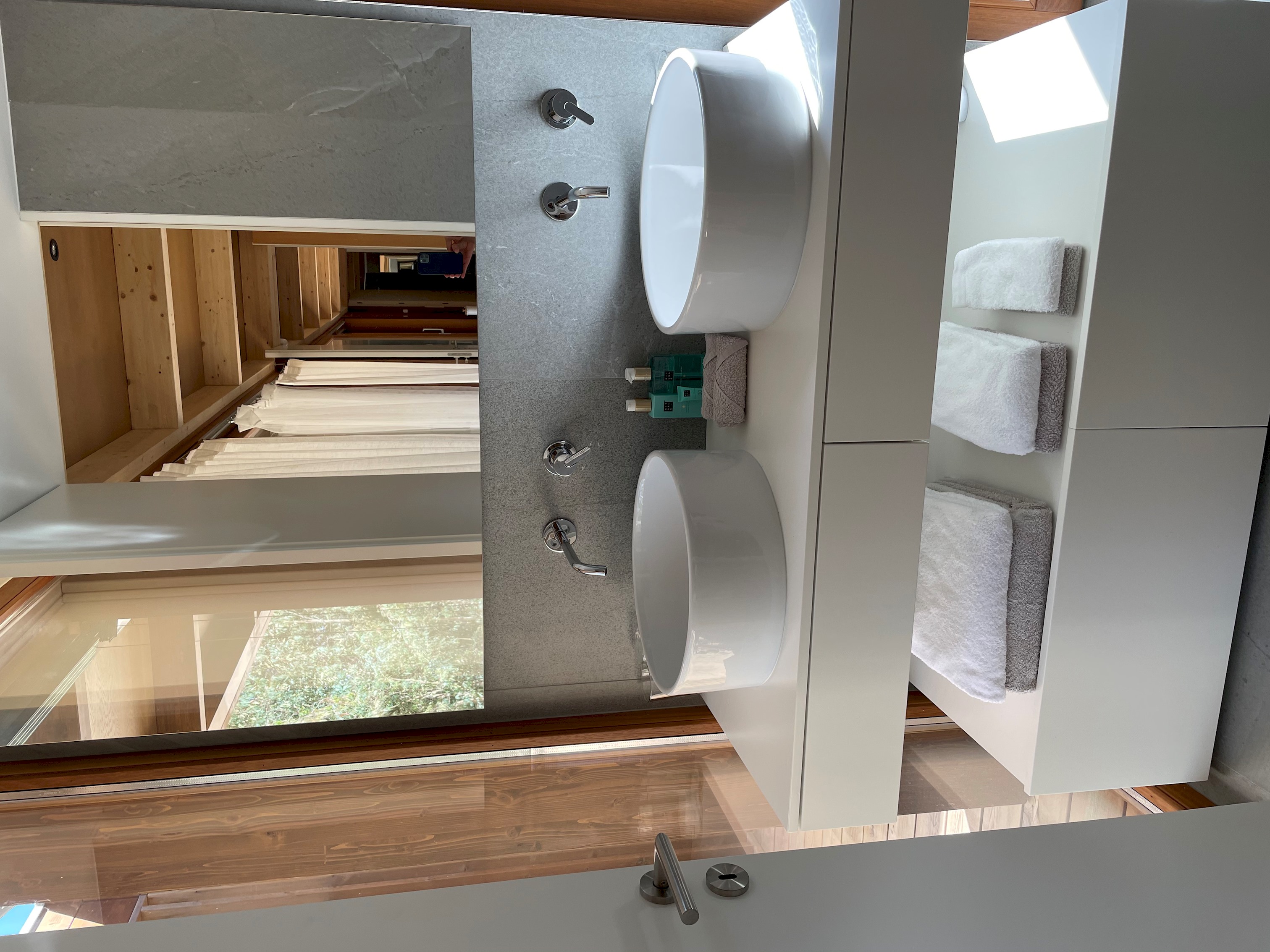 Casa da Floresta:  Eco-Design Villa,  Panoramic Views & Jacuzzi in Nature