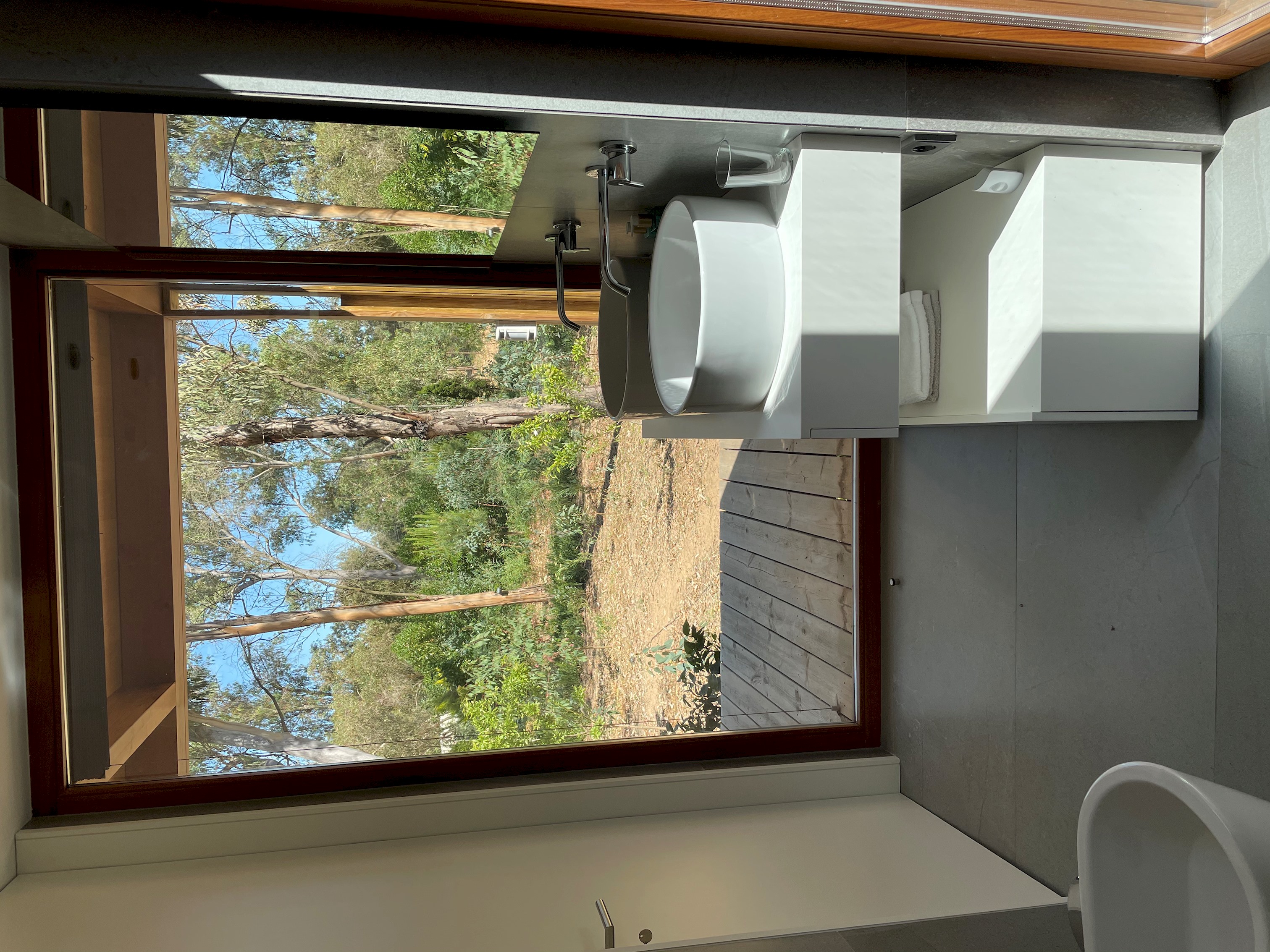 Casa da Floresta:  Eco-Design Villa,  Panoramic Views & Jacuzzi in Nature