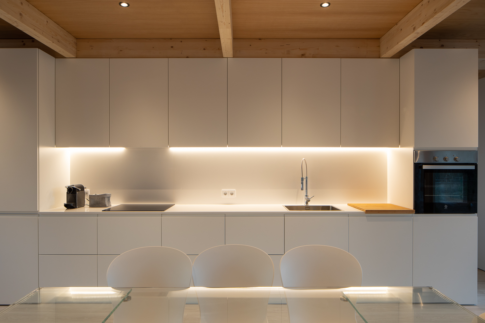 Casa da Floresta:  Eco-Design Villa,  Panoramic Views & Jacuzzi in Nature