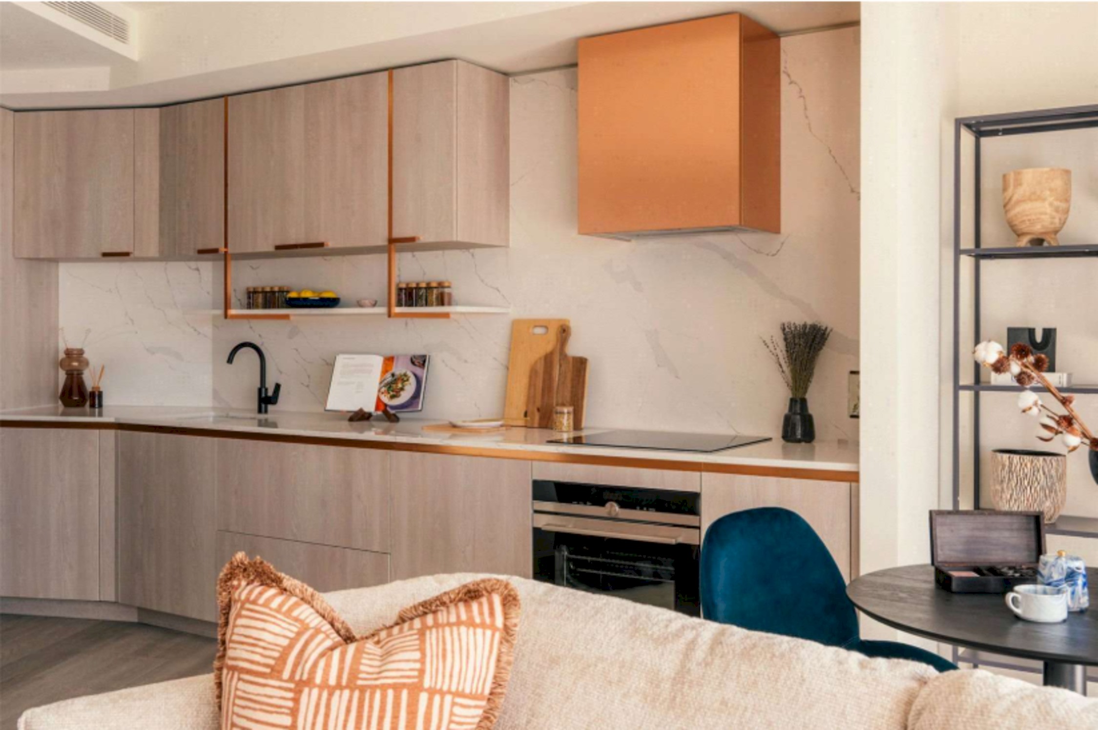 The Grand Six-Person Lux Abode, Chelsea London in Aspen Consort Place, Marsh Wall, Canary Wharf E149XQ - Property image 9 - VivreStays