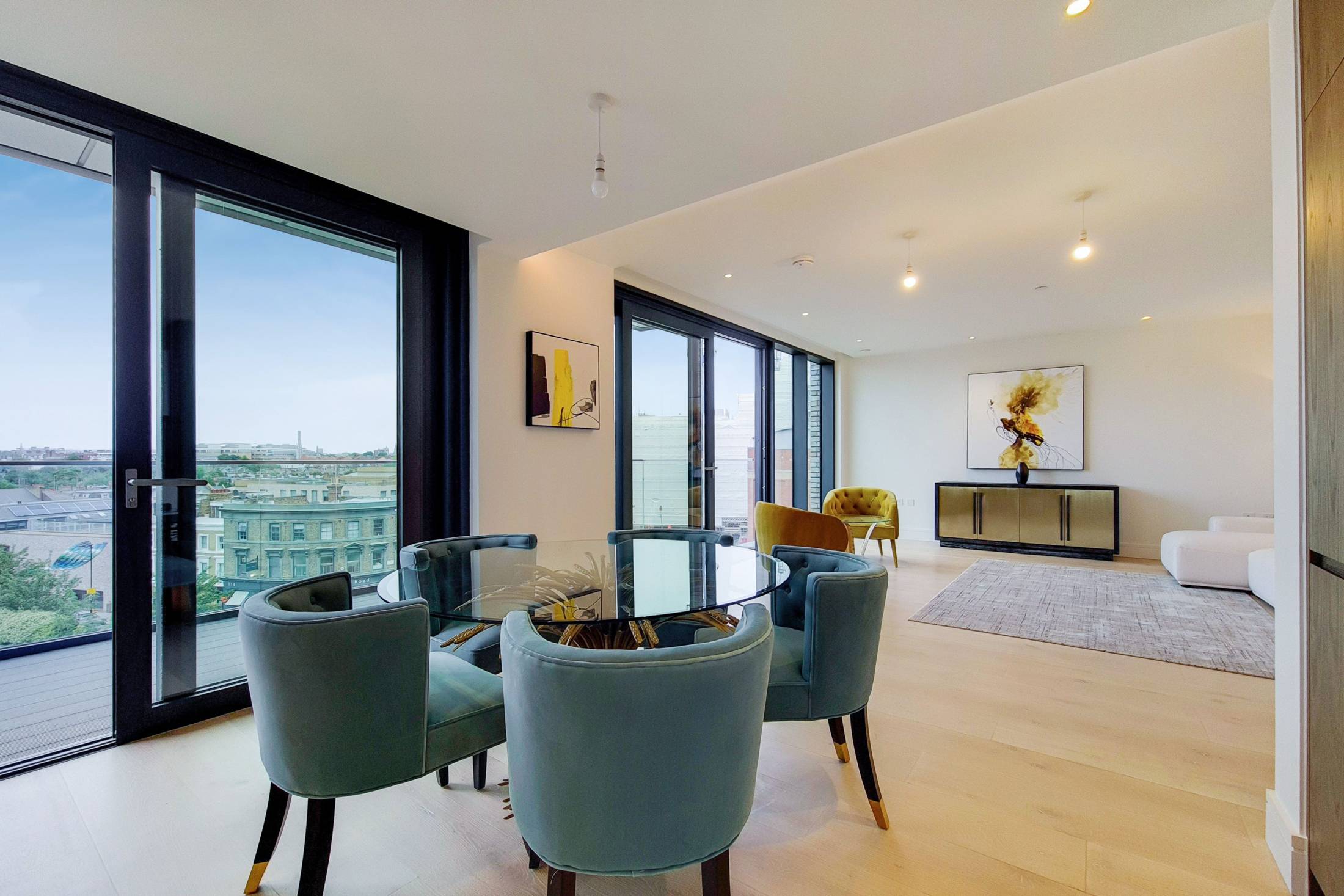 Chelsea Island 8th Floor Three Bedroom Apartment with Panoramic Views in Chelsea Waterfront, Chelsea SW10 0SW - Property image 17 - VivreStays