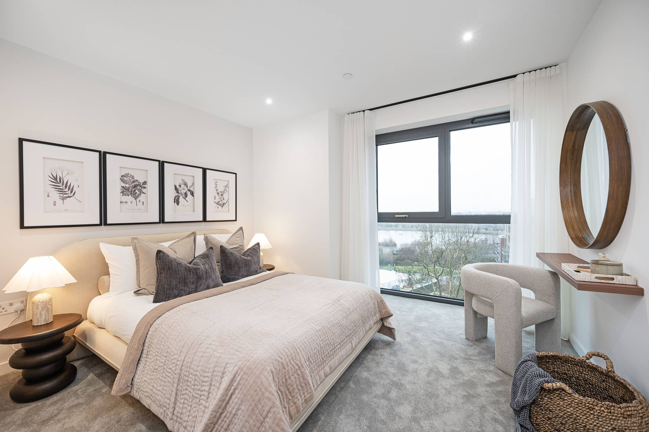 Executive Chelsea Waterfront Two Bedroom Home in Chelsea Waterfront, Chelsea SW10 0QD - Property image 50 - VivreStays