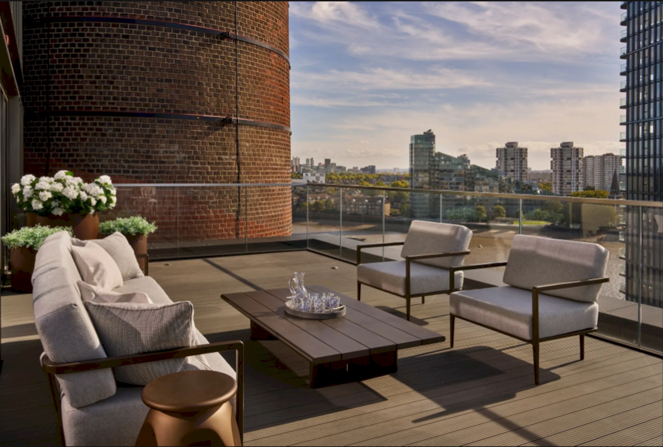 The London Penthouse Collection for up to Eight Persons in Chelsea Waterfront, Chelsea SW10 0SW - Property image 10 - VivreStays