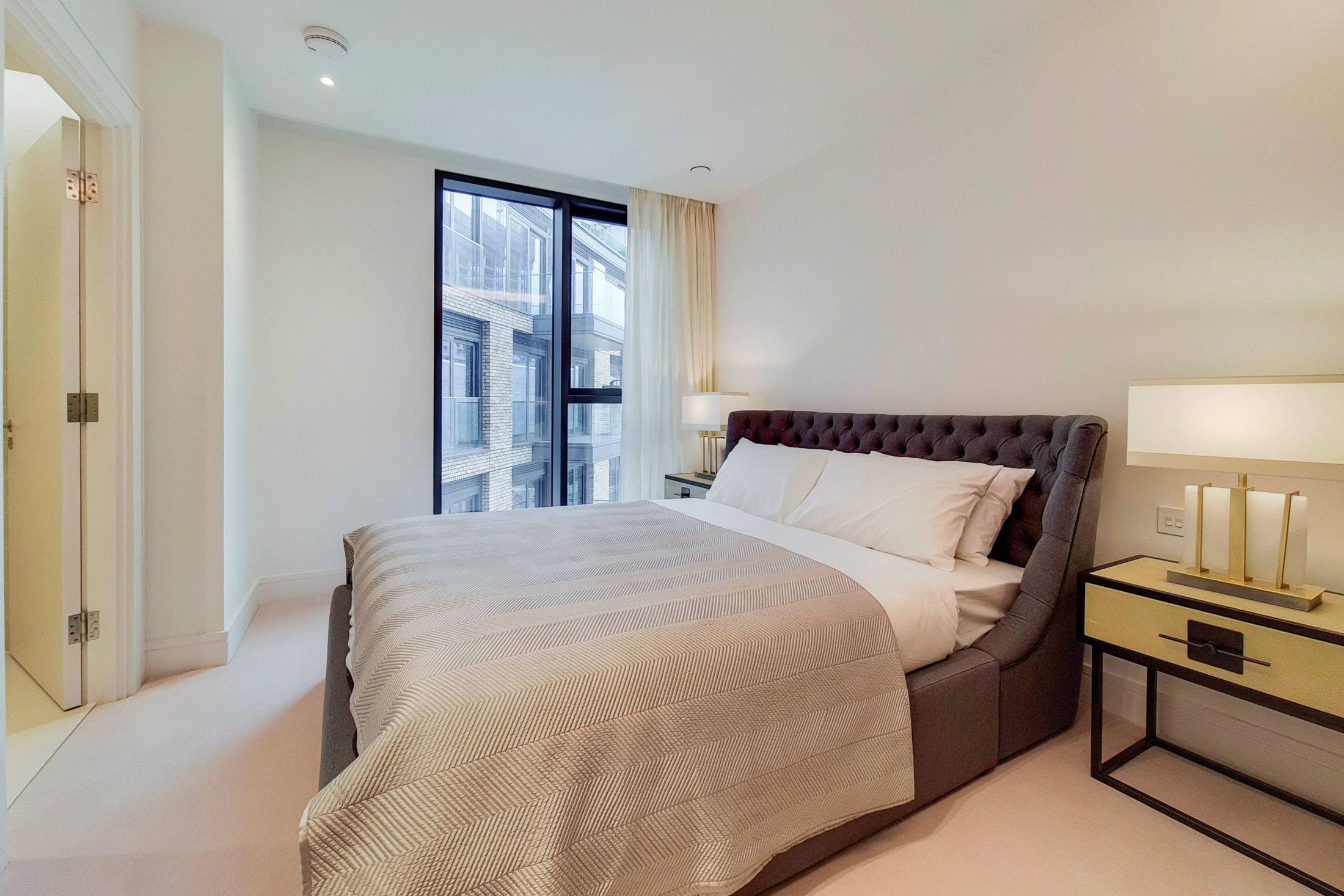 Riverwalk Imagination Suites Three Bedroom Apartment in Chelsea Waterfront, Chelsea SW10 0SW - Property image 11 - VivreStays