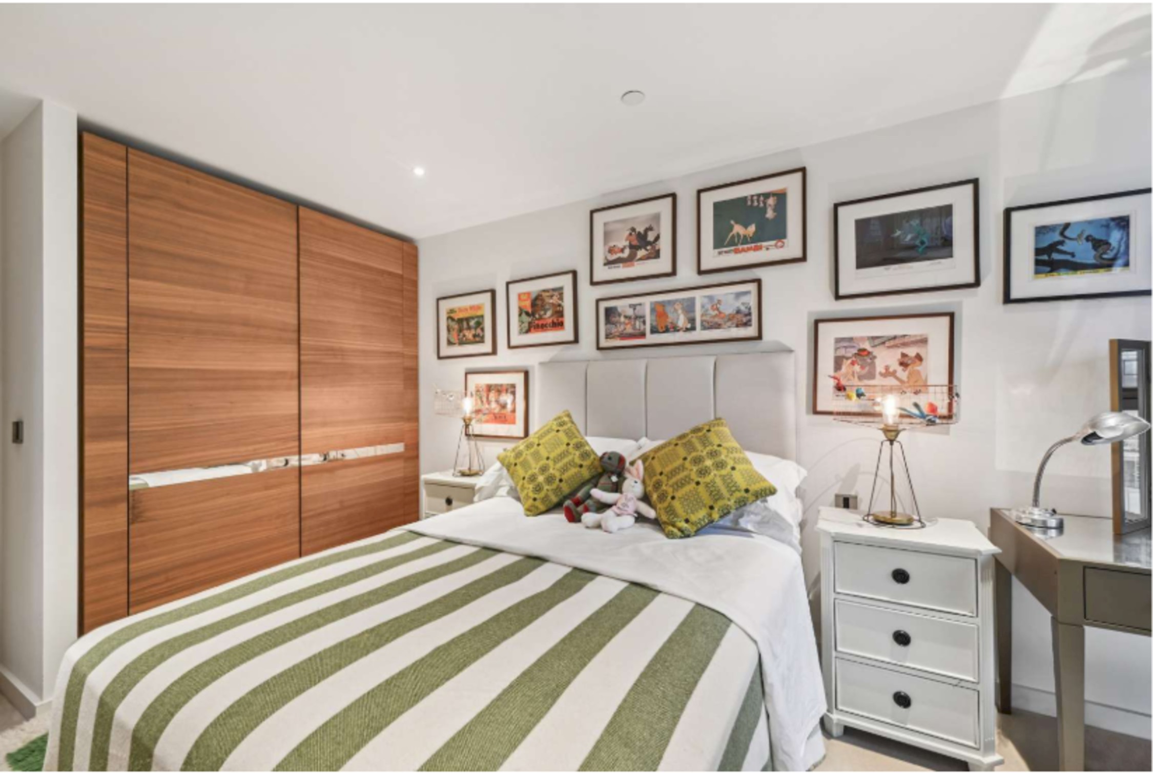 View Chelsea's Harbor Haven for six persons in Chelsea Waterfront, Chelsea SW10 0QD Chelsea's Harbor Haven for six persons in Chelsea Waterfront, Chelsea SW10 0QD - Property image 19 - VivreStays