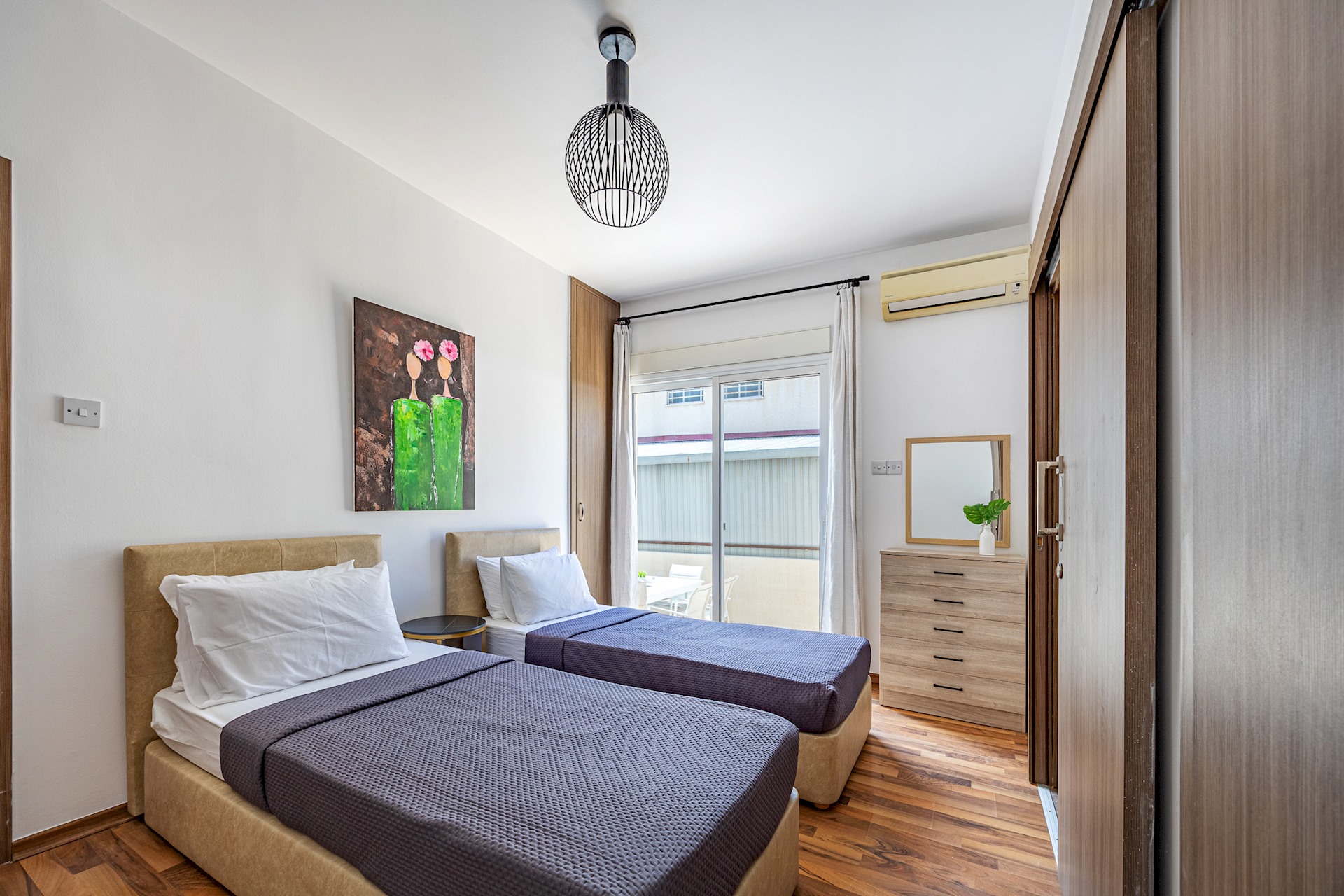 Gordonos – Modern 3Bed Apartment with Large Garden - bathroom in Limassol, Cyprus