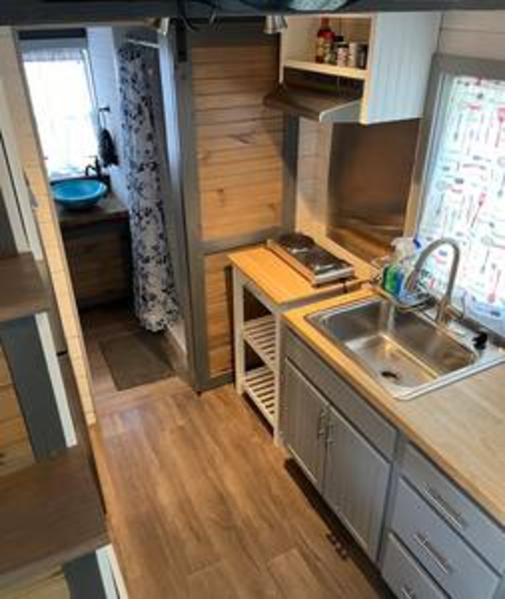 4 Tiny Town + Monthly + Utilities + Comfy Stay photo 4