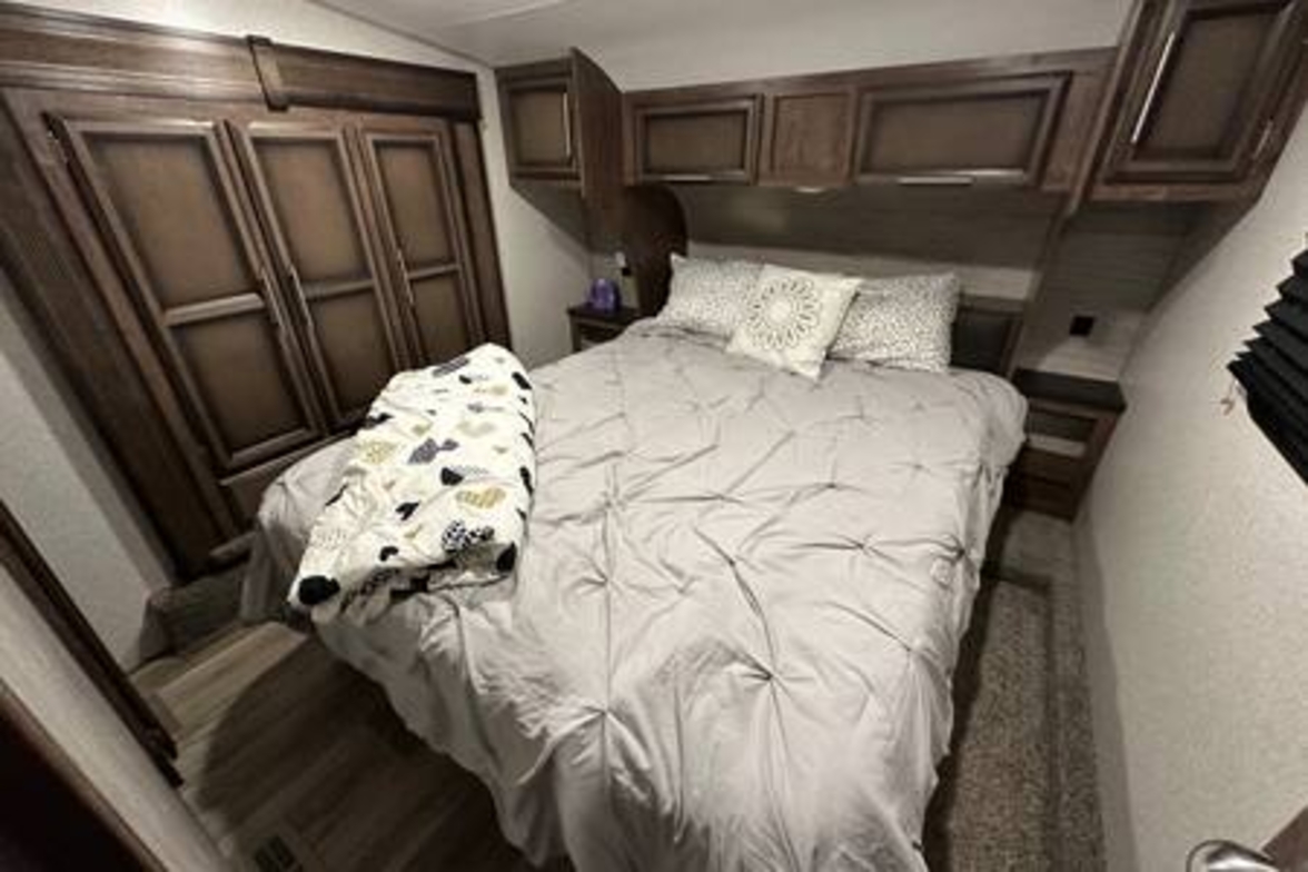 8 RV Rental + Monthly + Utilities + Comfy Stay photo 1