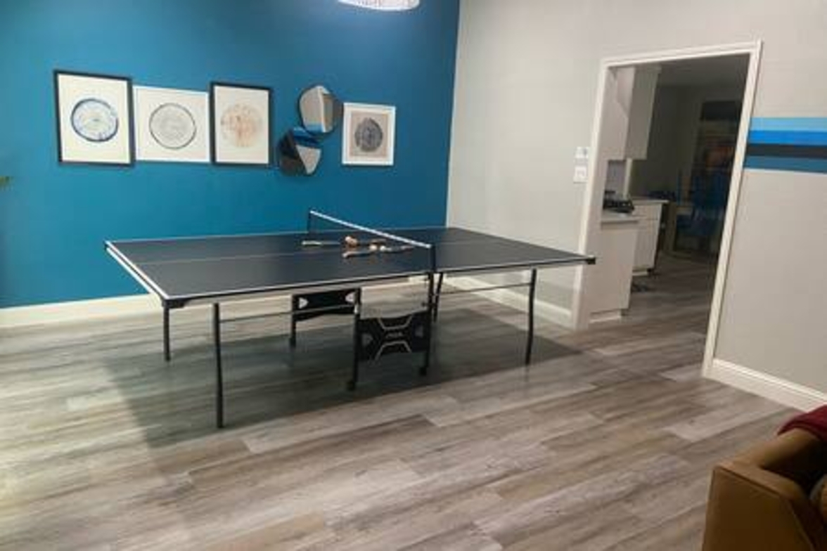 3 BED Monthly + Utilities + Pet + Fire Pit photo 3
