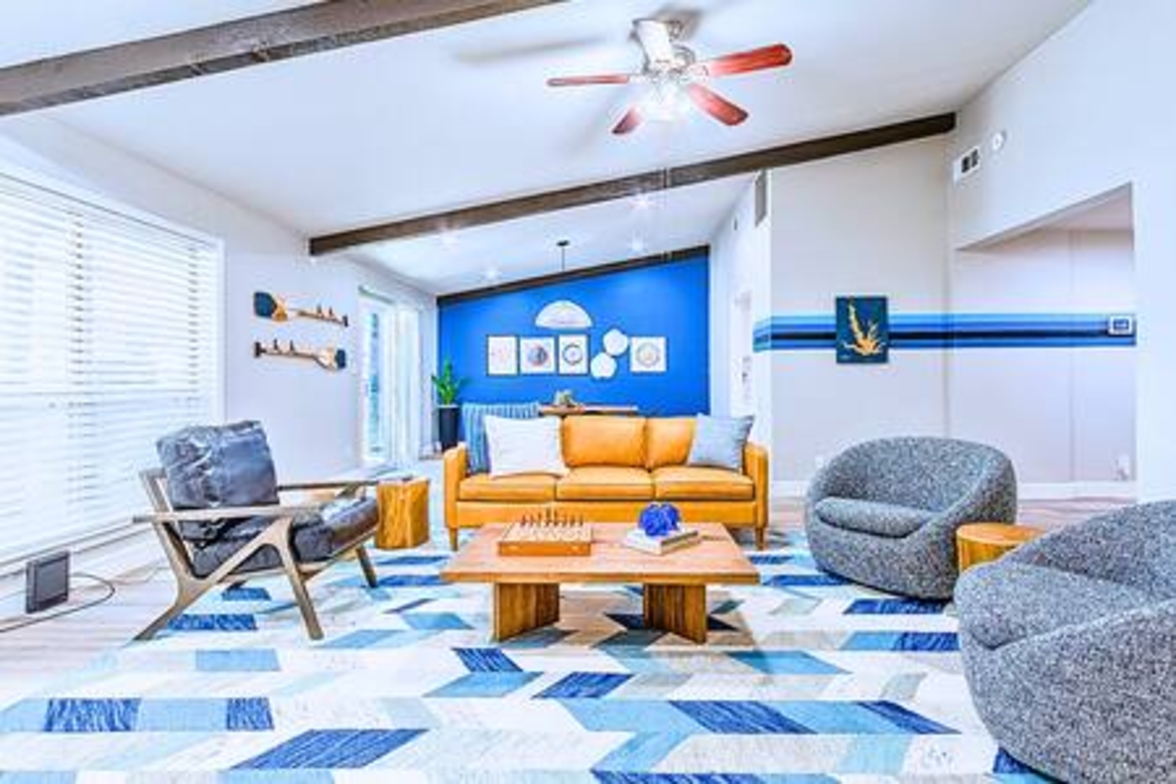 3 BED Monthly + Utilities + Pet + Fire Pit photo 4