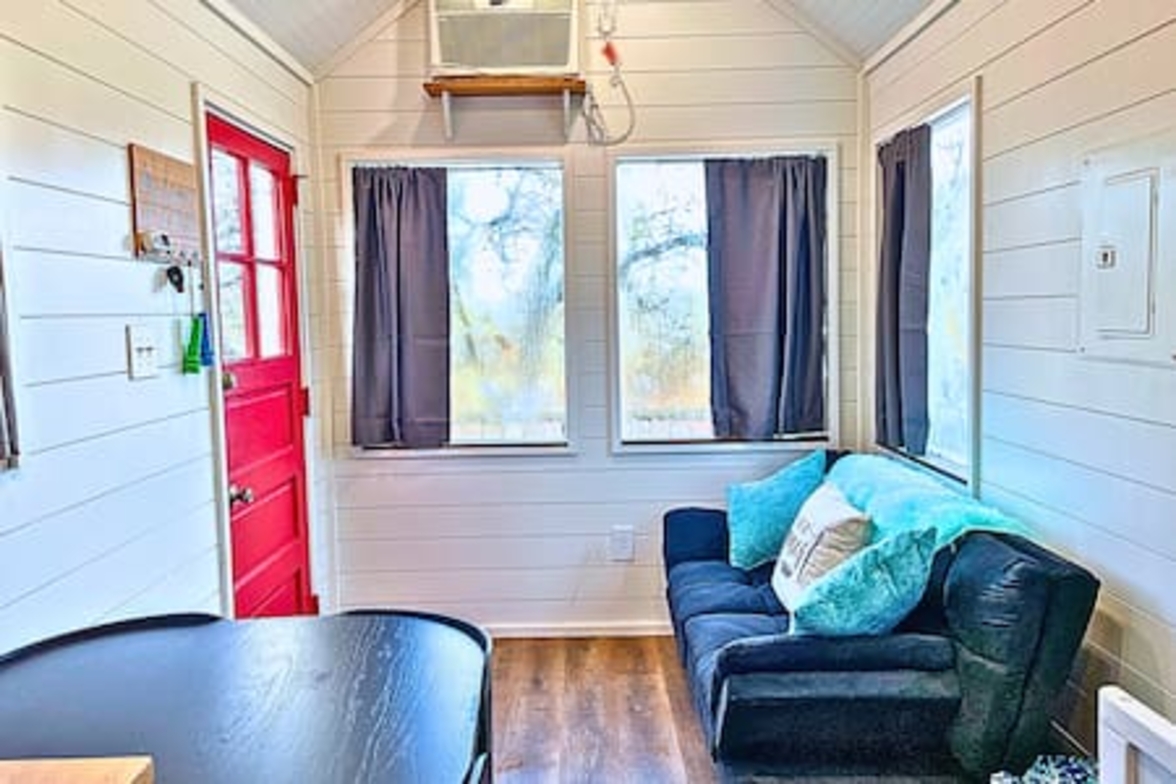  3 Lakefront, Comfortable, Affordable, Solo/Couple photo 4